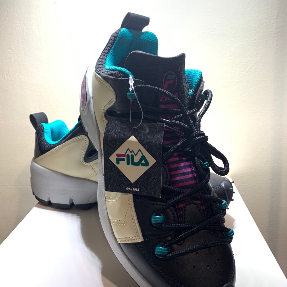 Fila - Picture 8 of 10